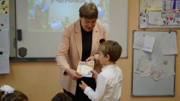 Посвящение в УЧЕНИКИ школы №238